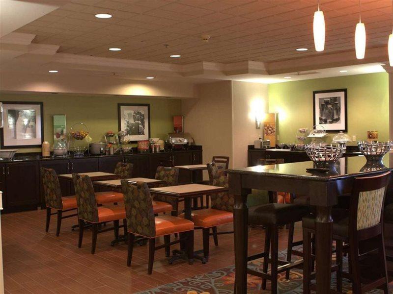 Hampton Inn Princeton Exteriér fotografie